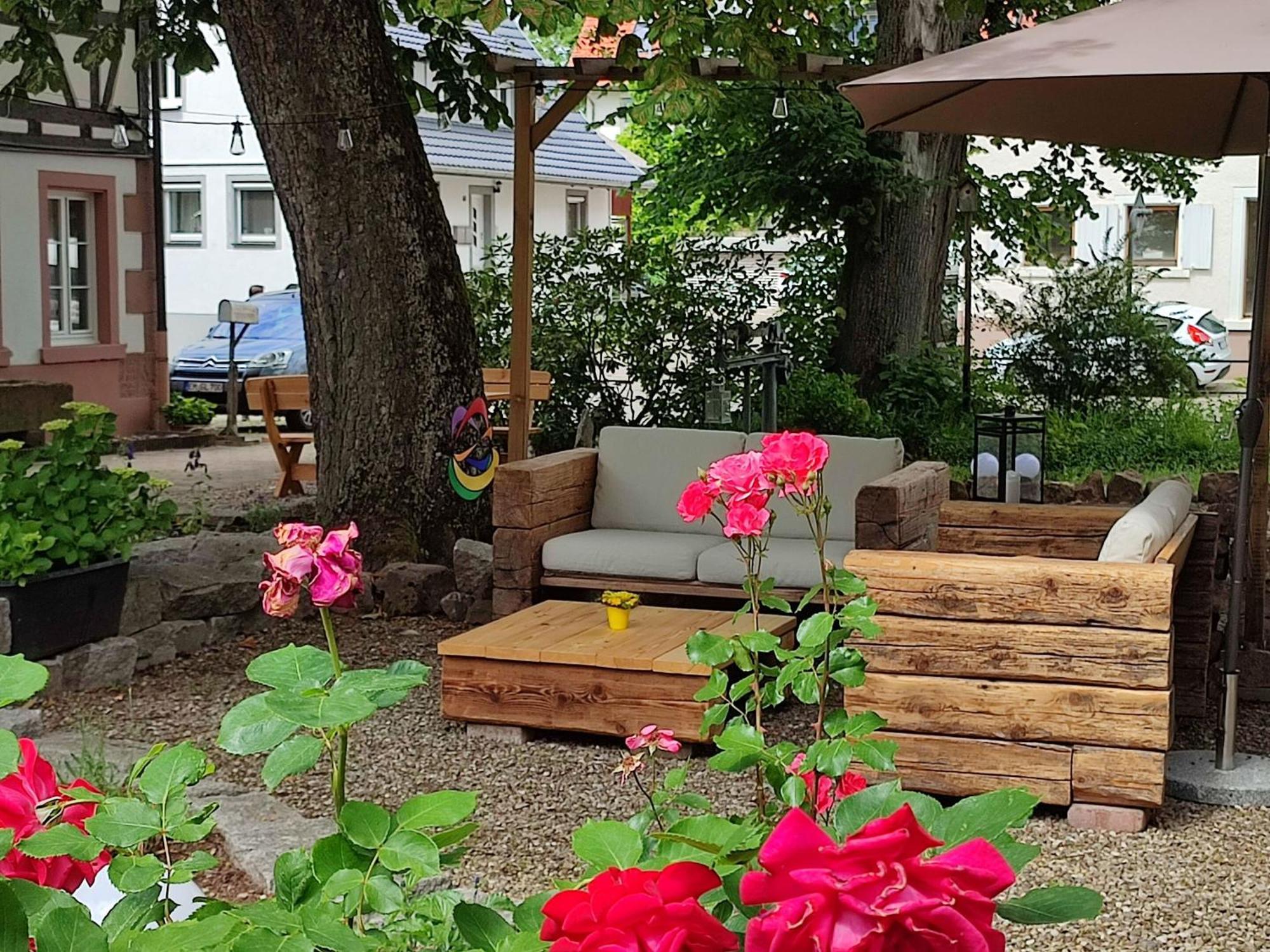 Boutique-Hotel Krone Denzlingen Bagian luar foto